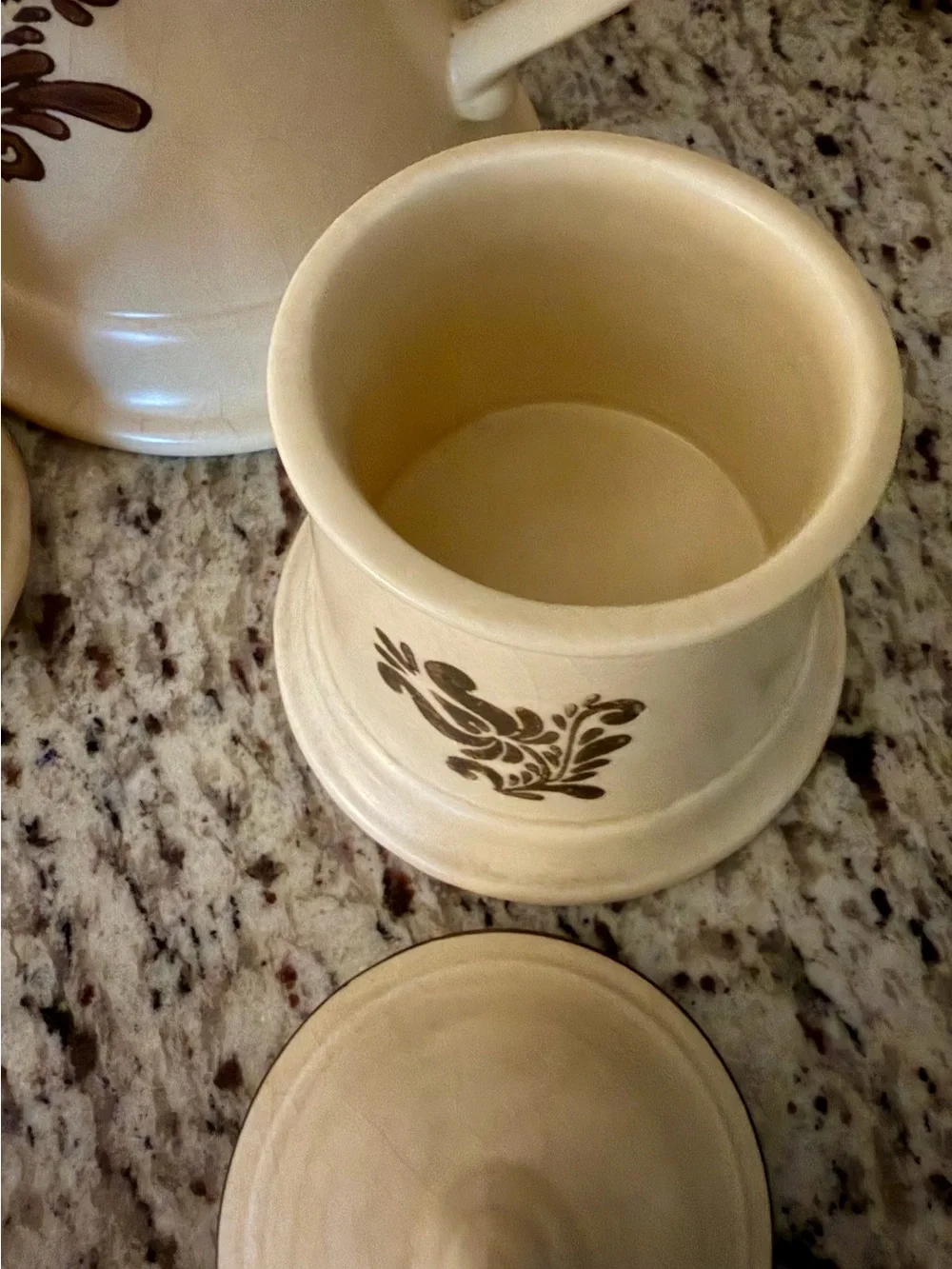 Pfaltzgraff Country Village Coffee Pot Set/sugar,creamer and coffee pot